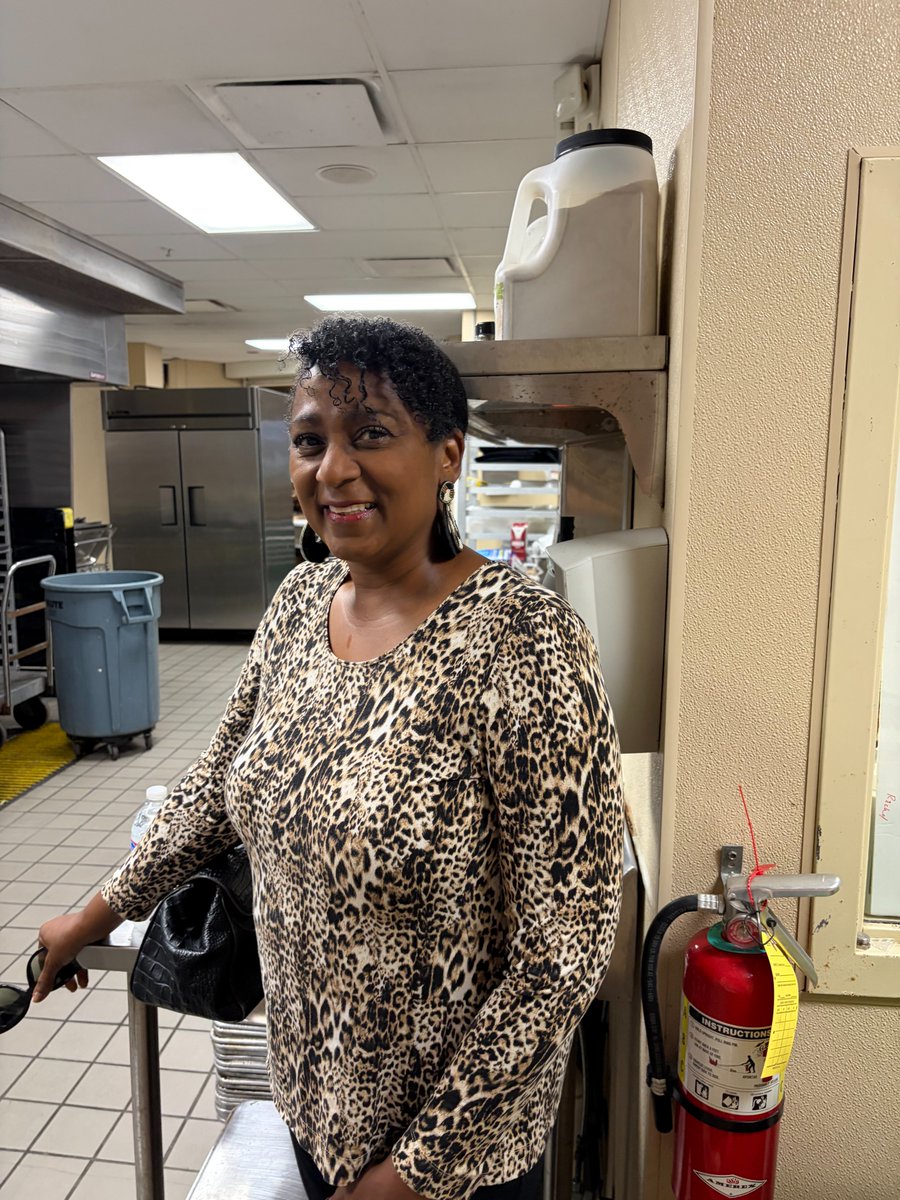 TexasStready's tweet image. Got together with part of the Naples RAD Crew last week. Getting ready for that Naples book launch. Are you ready? Stay Lit ... freedom that lasts.  Naples, Florida. New Hope Ministries. 6 PM. 5– 16–26. Be there! #ARadicalDifference #StayLit #FaithBasedRecovery #ChristianBooks