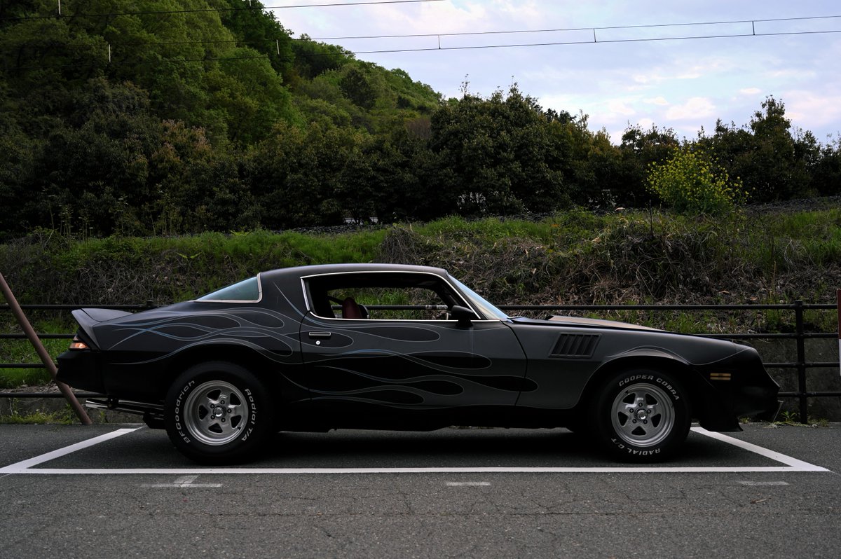 ご報告
ついに念願のアメ車デビューです。

1979 Chevrolet camaro z28 納車されました‼️