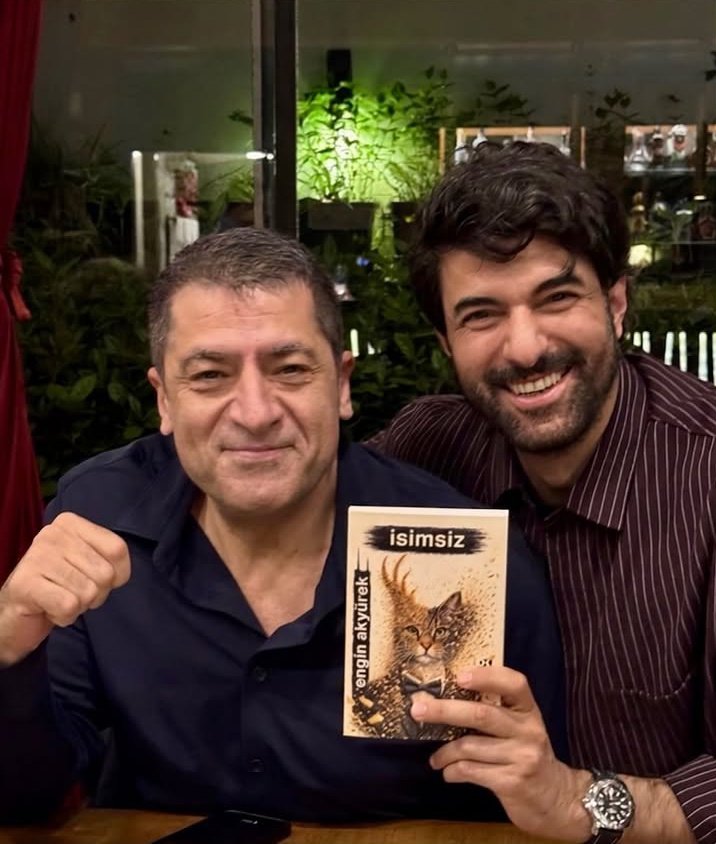 Eleni ღℰ.⍲ tweet media