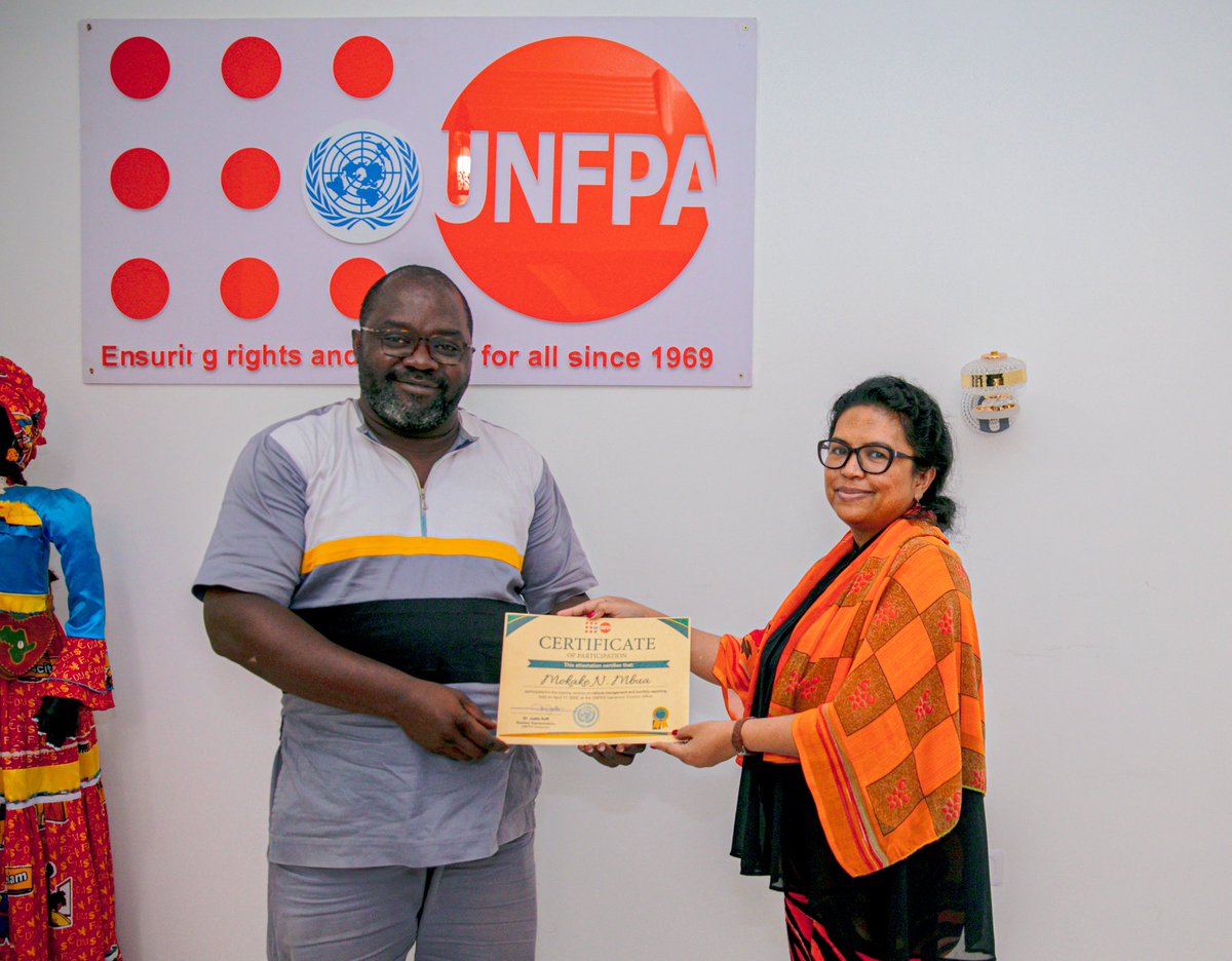 UNFPACameroon's tweet image. #𝐏𝐞𝐫𝐟𝐨𝐫𝐦𝐚𝐧𝐜𝐞:𝐔𝐍𝐅𝐏𝐀 𝐚𝐦𝐞́𝐥𝐢𝐨𝐫𝐞 𝐥’𝐞𝐱𝐜𝐞𝐥𝐥𝐞𝐧𝐜𝐞 𝐨𝐩𝐞́𝐫𝐚𝐭𝐢𝐨𝐧𝐧𝐞𝐥𝐥𝐞 𝐥𝐨𝐠𝐢𝐬𝐭𝐢𝐪𝐮𝐞 𝐚̀ 𝐭𝐫𝐚𝐯𝐞𝐫𝐬 𝐥𝐚 𝐟𝐨𝐫𝐦𝐚𝐭𝐢𝐨𝐧 𝐝𝐞 𝐬𝐞𝐬 𝐜𝐡𝐚𝐮𝐟𝐟𝐞𝐮𝐫𝐬
en matière de gestion administrative &amp;amp; opérationnelle des véhicules.