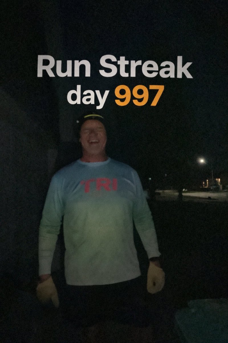 bigmattpaulsen's tweet image. Hello Monday!! Pro tip..never skip Mondays! It’s also run streak day 997! LFG!!! Legs were a little slow in the beginning but they started to come together. Still kept it short and easy! Goodday all! #justkeepmoving #inspire #missbella #thisis61 #brooksrunning
