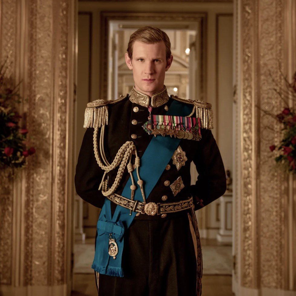 UniMonstFanboy's tweet image. The Eleventh Doctor looking very regal. Matt Smith as Prince Philip in Seasons 1 and 2 of The Crown. #2010sTV #MattSmith #TheCrown #DoctorWhoMonday