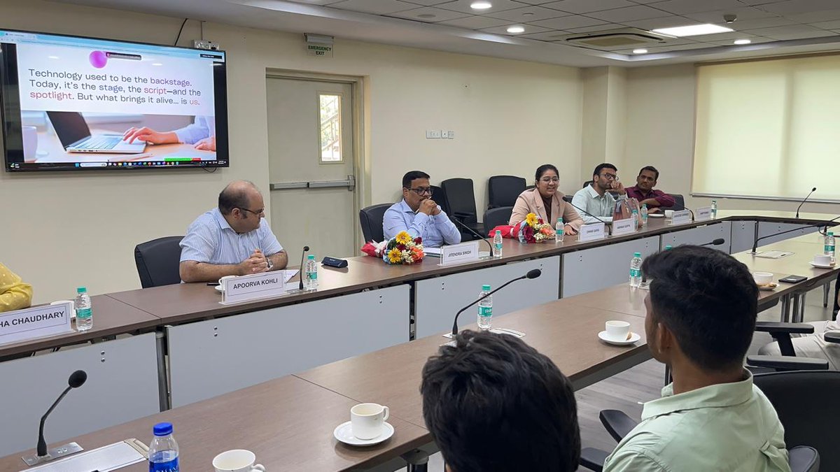 Chhavi Garg 👩‍💻🎤 tweet media