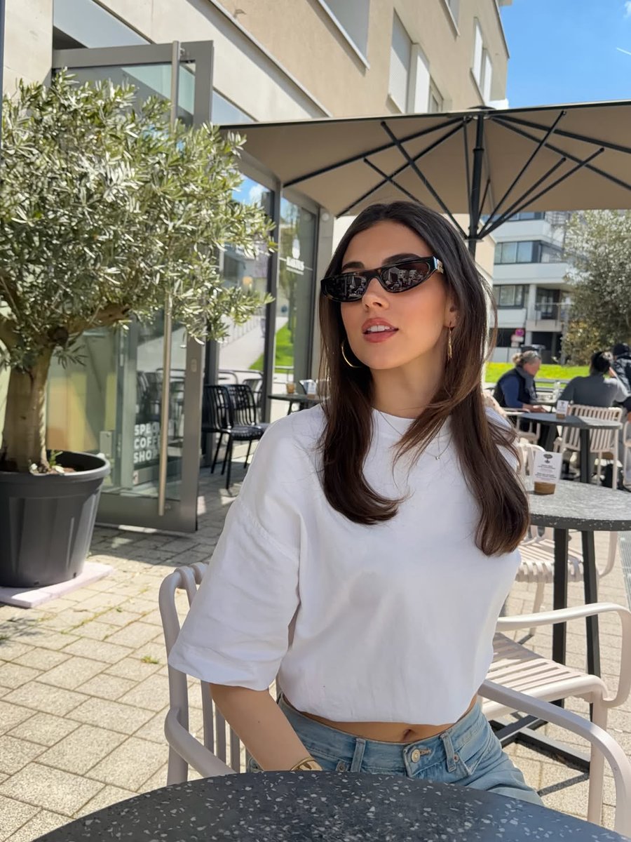 BiancaMoretti93's tweet photo. Stealing half a day of leisure from a busy life☕️ https://t.co/fottiQM46y