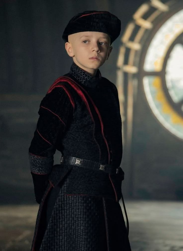 🩸🐦‍⬛ (@bloodravenism) on Twitter photo 