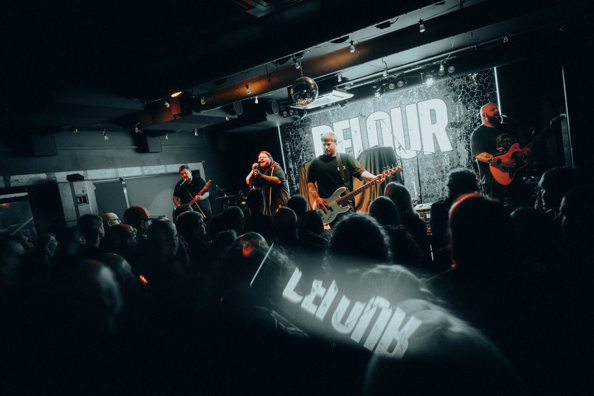 Delourband's tweet photo. We just want to thank everyonewho gave us time, and showed us love on the @florenceblackUK tour. It means the world!
Back to reality this week, already planning our next tour
Our left over merch is now available on our new website.
https://t.co/TmjdYBJo8d

📷Tom Damsell Imagery https://t.co/LwABO1I1GF