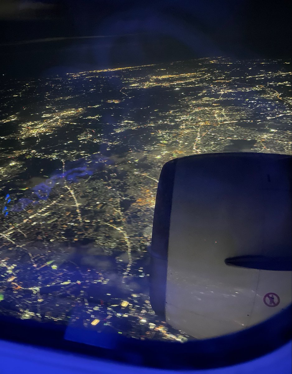 _usa_kichi_'s tweet photo. 無事🛬
🥶寒すぎる… https://t.co/4NTlofvc1W