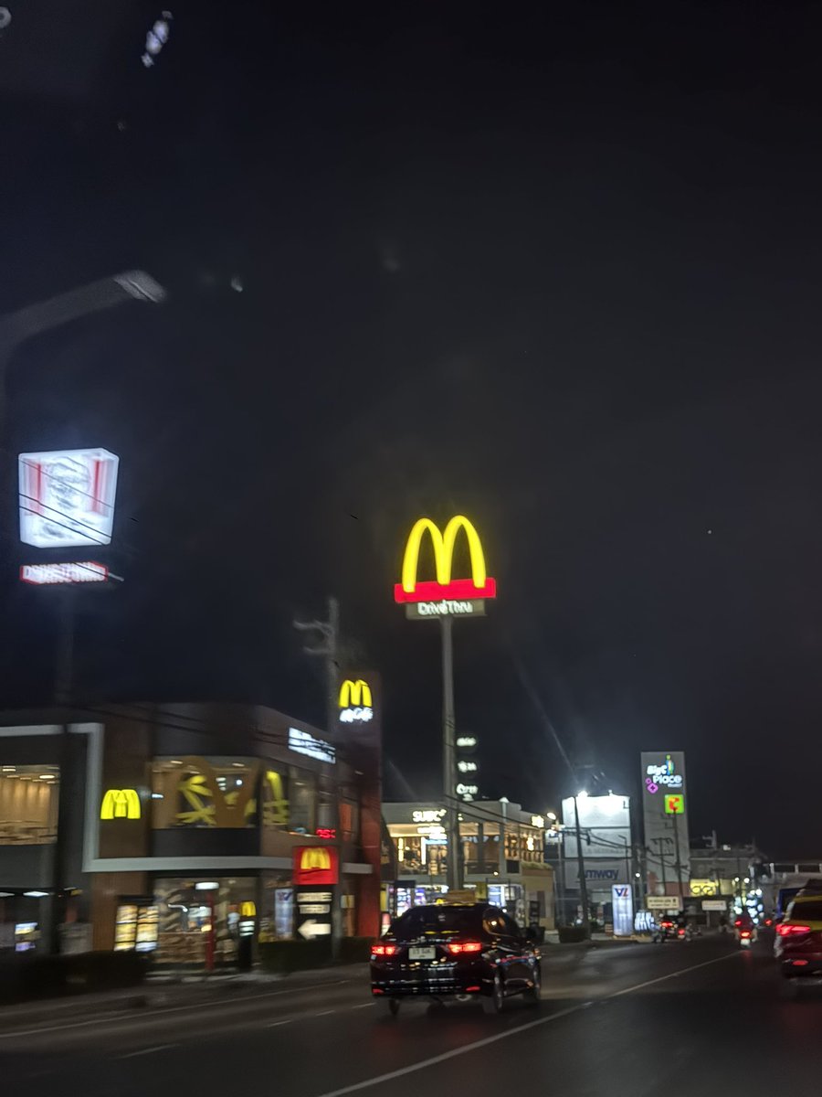 Onejunpd's tweet image. ได้โปรดขยับขาคุณเป็นรูปตัว m 🔥
#ภูเก็ต #phuket