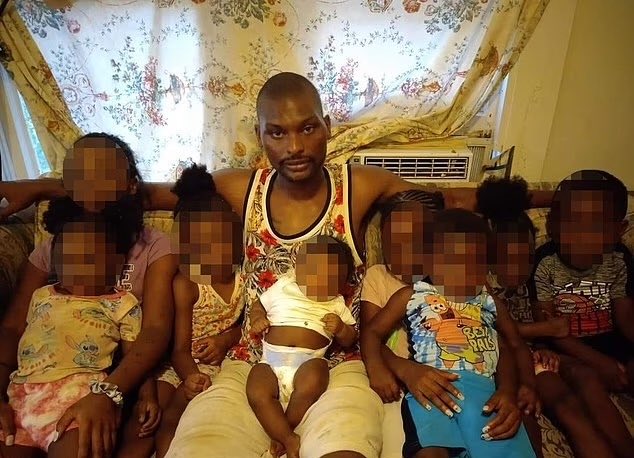 Libs of TikTok tweet media