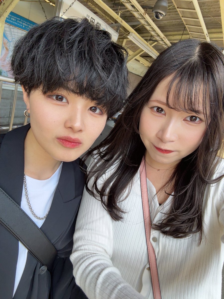 m__kn530's tweet photo. 彼女とイコラブ初参戦してきた🌟
なんでもっと早く好きにならなかったんだろうと後悔😭

すごくキラキラしててアイドルってすごいなって思った！
次は国立に会いに行きます！！ https://t.co/1KsnznJ5da