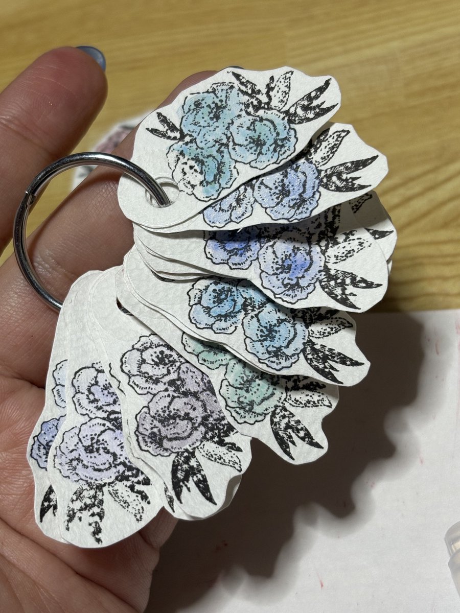 るのあ tweet media