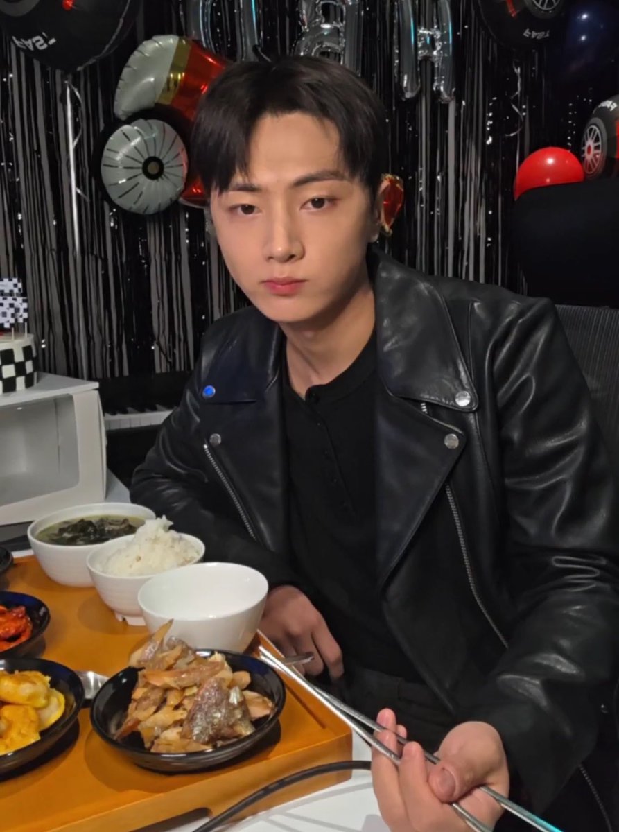 샐마•𝗘𝗡╸⁷ tweet media