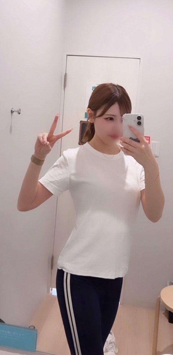 にこ¨̮⃝ tweet media