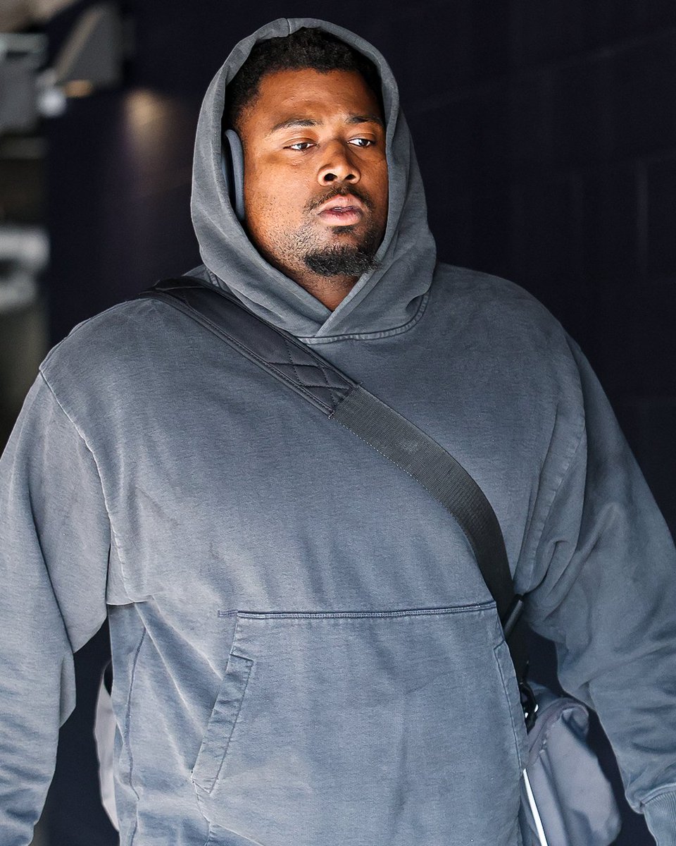 Patriots's tweet image. BIG. DOGS.

@miltonw_12 | @chris_barmore