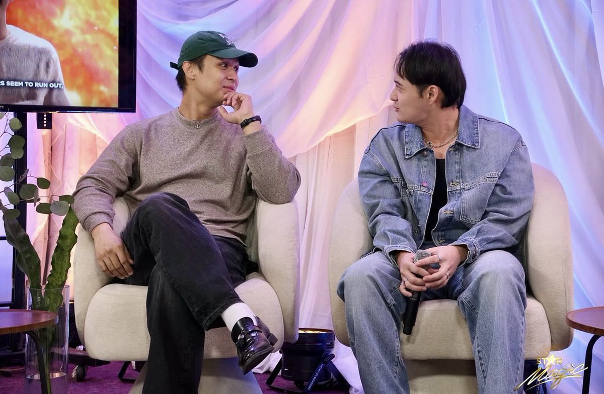 Ace_Yo_Bloom's tweet photo. can i say something??
yung visuals at chemistry pasok sa standards. @itsShowtimeNa bigyan niyo nga po sila ng prod, im trying to see something  #JaKira

AKIRA ON SPOTLIGHT
#AKIRAONYFSFPRESSCON 
#BGYO @bgyo_ph https://t.co/11giUzZGZ0