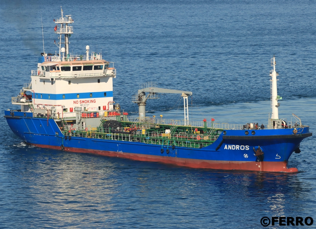 Gibdan1's tweet image. Tankers in the Bay of Gibraltar #shipsinpics #ships #shipping #shipspotting

⚓️RED GARNET
⚓️ANDROS
⚓️FRANK LIGHT
⚓️MAERSK KATARINA &amp;amp; CAPE ANTIBES