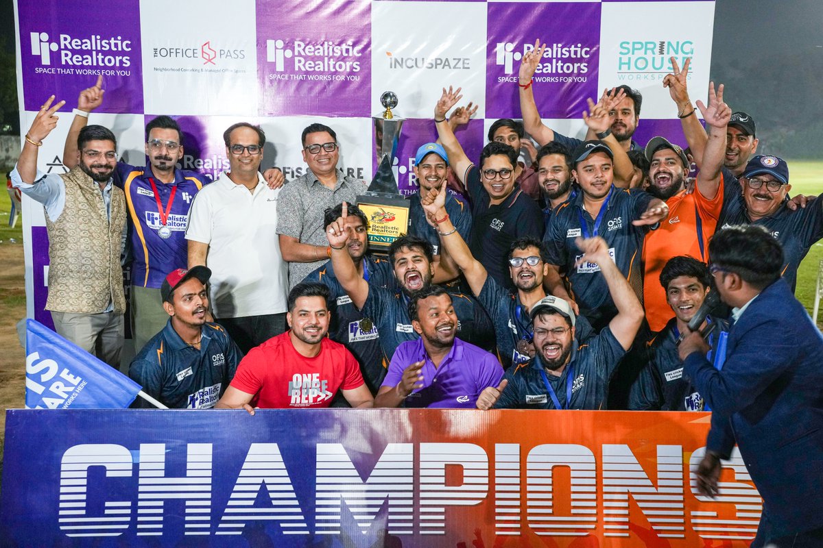 OfisSquare's tweet image. Champions mindset in action 

Team Ofis Squad dominated the Flex Cricket League — bowled out every opponent, restricted finalists to 64, and chased it in under 3 overs.

More than a win — it’s discipline, execution &amp;amp; team culture.
#OfisSquare #WinningMindset #Teamwork #Leadership