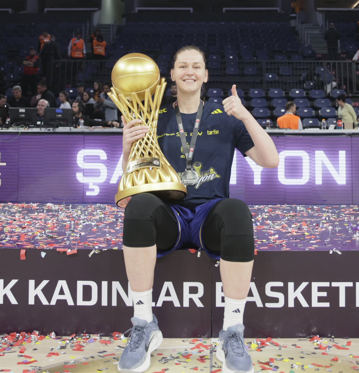 fbbasketvisuals tweet media