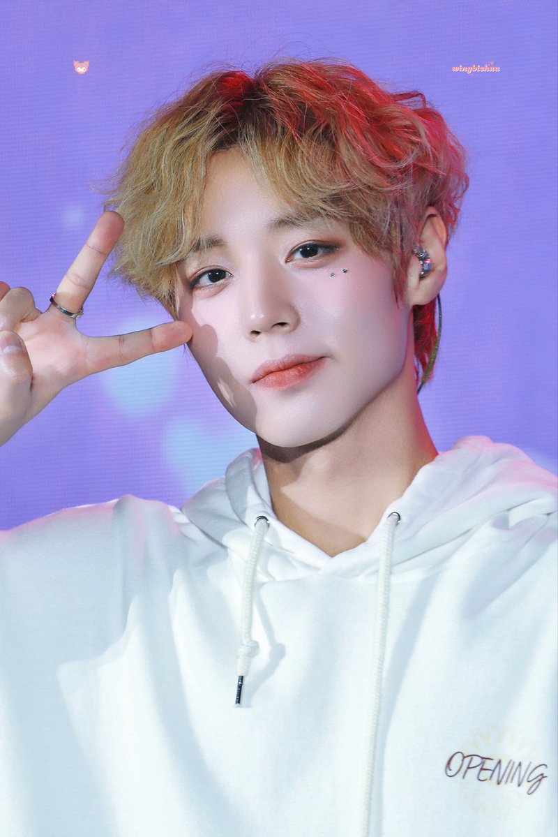 wingbichuu's tweet image. 250222 FAN MEETING 
《𝑶𝒑𝒆𝒏𝒊𝒏𝒈》 IN MACAU 2부

💜 ૮⁔.  ̫ .⁔ა . ⁺ . ✦

#박지훈 #PARKJIHOON