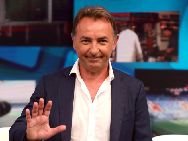 CoeurRossonero's tweet photo. Mauro 🇮🇹 cash sur Milan

“Allegri a tout de suite compris que cette équipe ne pouvait pas rester proche de l’Inter et il l’a dit tout de suite. Milan aurait pu faire plus si Allegri avait eu des joueurs avec des couilles. ” https://t.co/OsEhAKqx9N