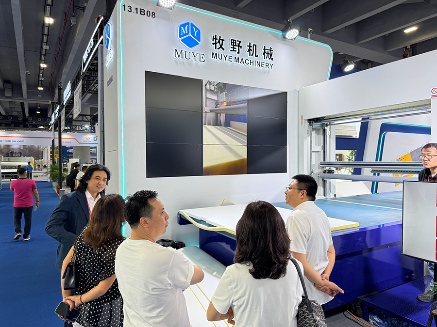 Globy_platform's tweet image. interzum guangzhou 2026 delivered scale, innovation &amp;amp; global connections 🌍

From AI-driven manufacturing to sustainable materials — the future of furniture is here.

👉 Read the full Globy report: tinyurl.com/34dte7s2

#Interzum #Manufacturing #Globy