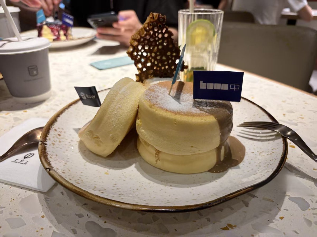 早睡大赛MVP tweet media