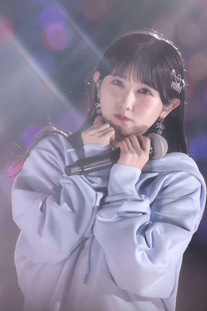 まなむ tweet media