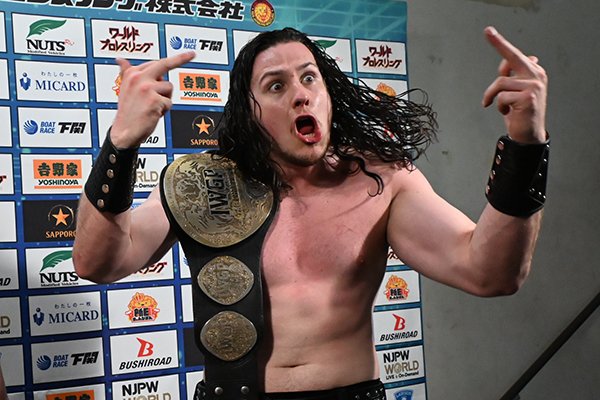 OSKAR「いいか、これがプロレスハイってやつだ。俺たちはこの階級でただ強いってだけじゃない。違うんだ。入場ゲートの近くに座ってたサラリーマンが、Iceのハンドサインをマネしていた。きっと人生にくたびれて、プロレスハイを感じるためにここに来てるのさ」

njpw.co.jp/tournament/res…

#njDONTAKU