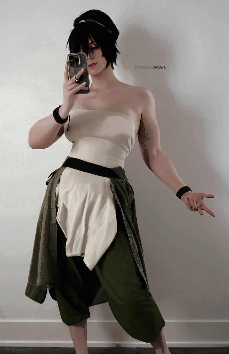 ⛧ T͟o͟p͟h͟ tweet media