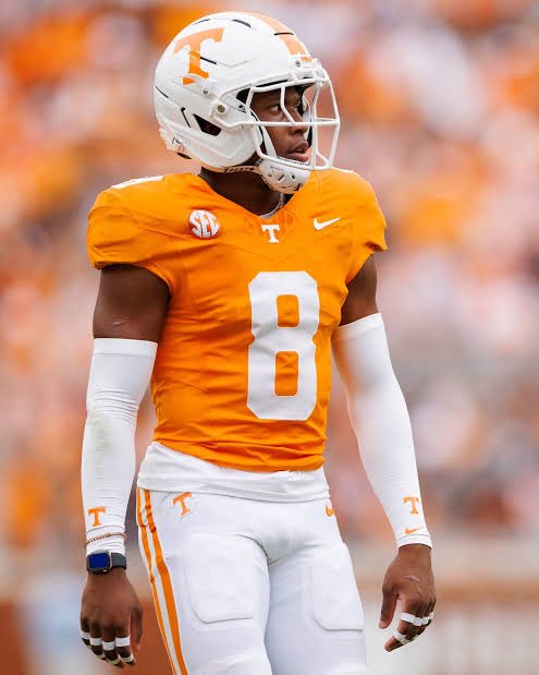 (Foots The King) tweet media