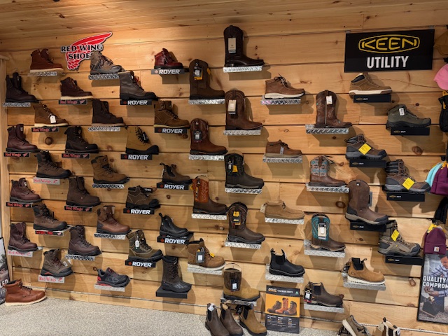 KentFarmSupply's tweet image. You need boots - we have a great selection waiting for you. #Redwing #Dryshod #Ariat #Baffin #Keen #IrishSetter #Royer