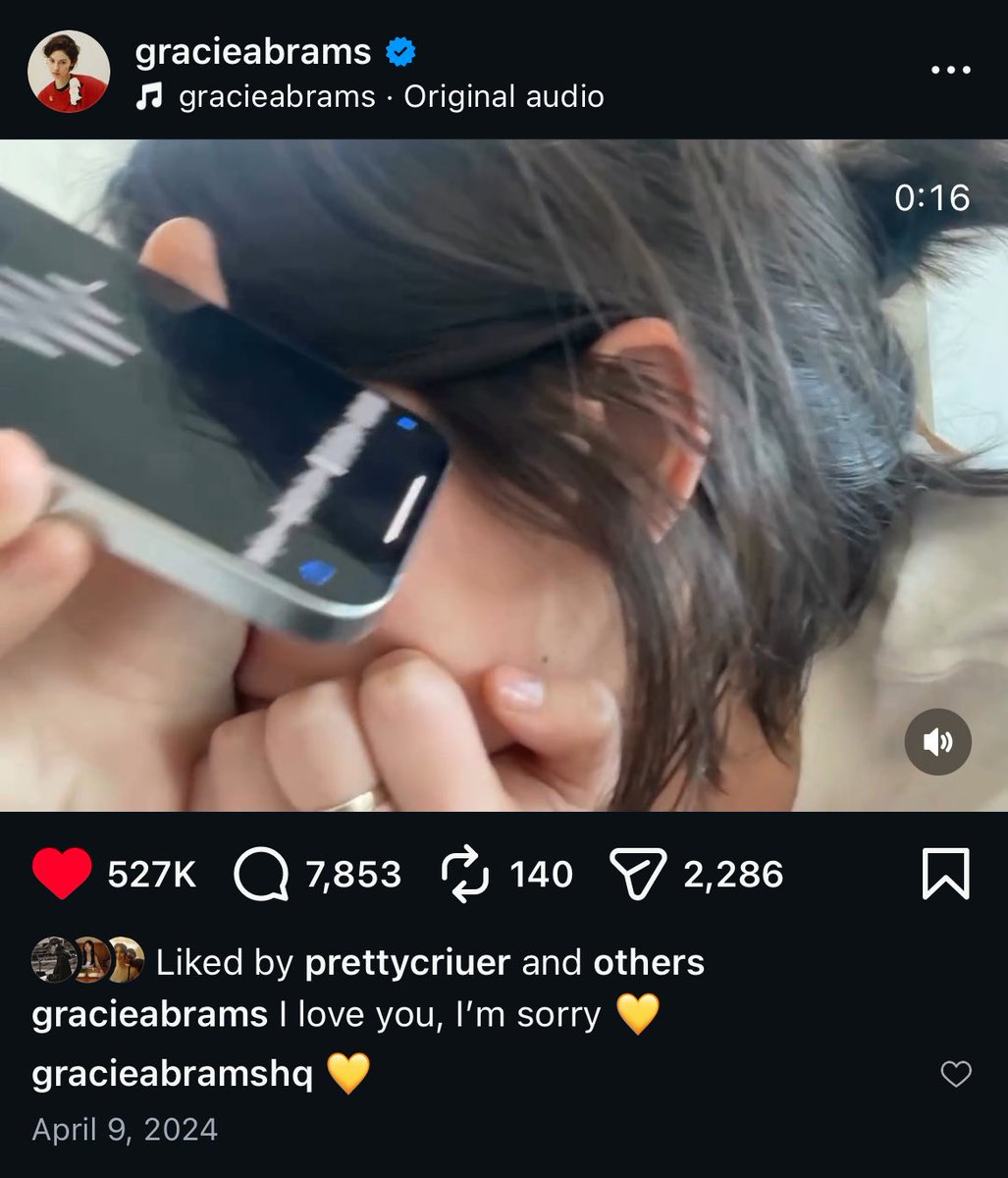 gracieabramsbulgaria tweet media
