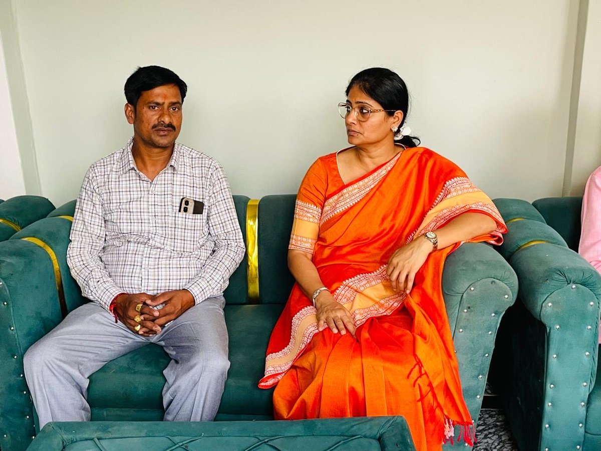 Anupriya Patel tweet media