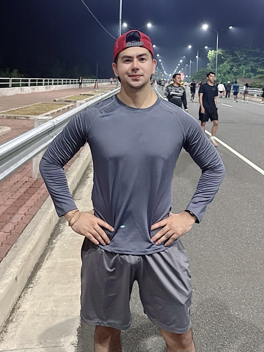 B O N J O U R 🦅 tweet media