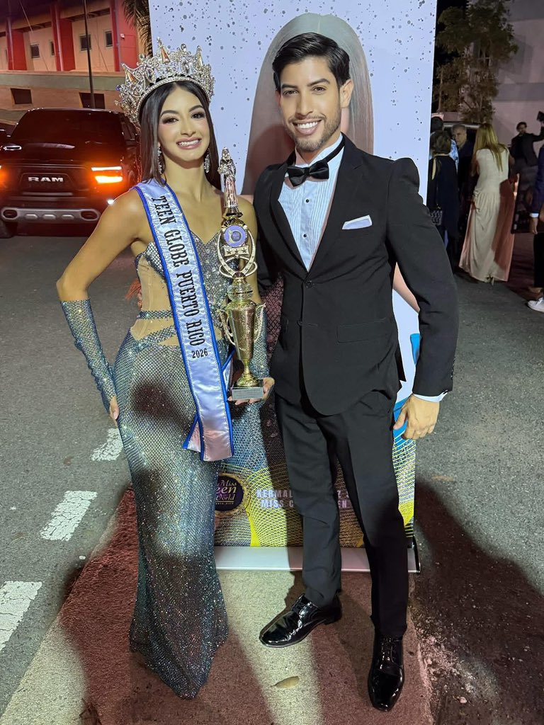 KidannyPR's tweet image. Anoche en la gala final de @missteenworldpuertorico 👑🇵🇷.

¡Felicidades a todas las reinas que brillaron en el escenario! Cada una merecían corona 👑❤️.

#MissTeenWorldPR #Pageant #PuertoRico #Miss #Mister #Boricua