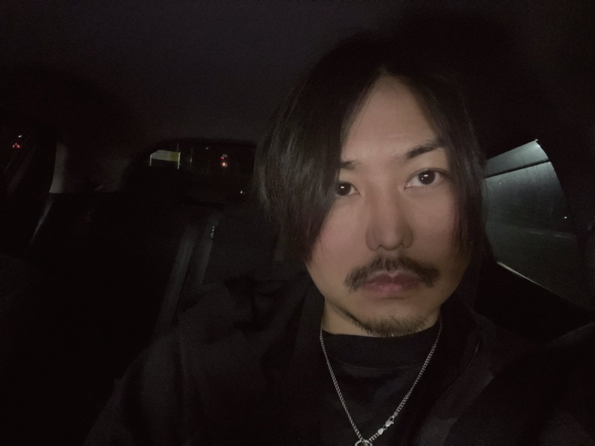 m おじ tweet media