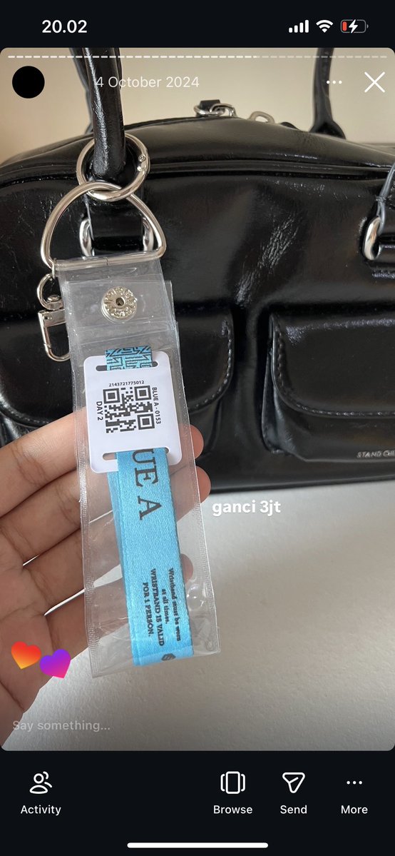 𝙖 𝙧𝙞𝙨 tweet media