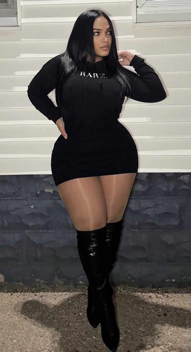 repostparadise1's tweet image. #latina #bbl #milf