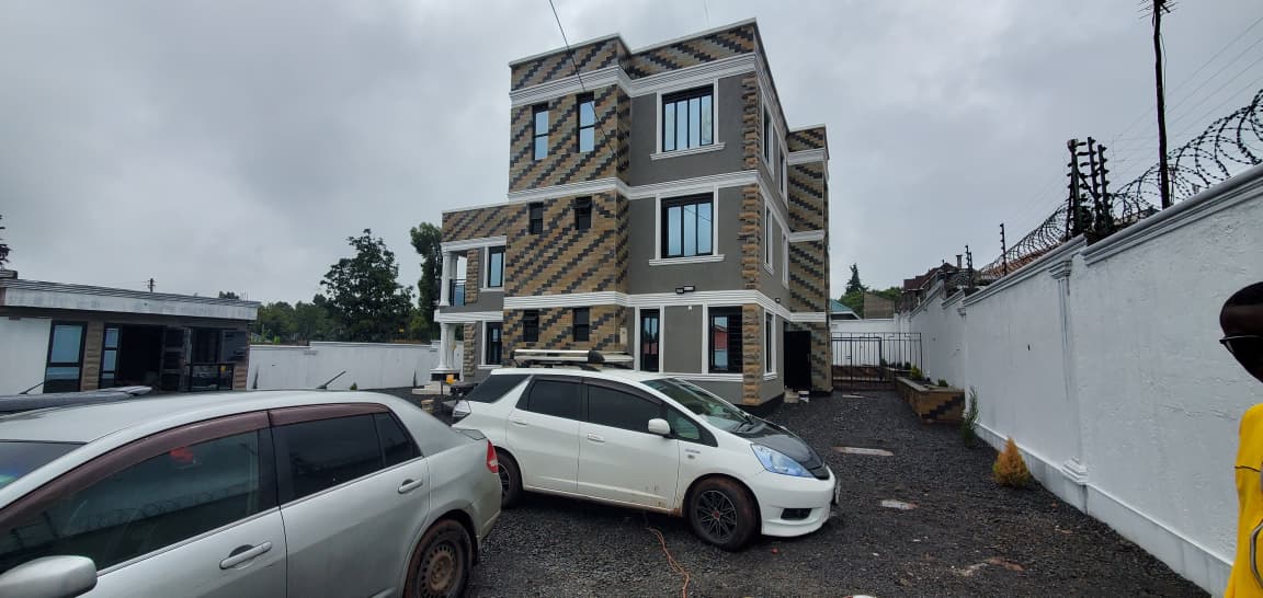 basepoint15's tweet photo. Basepoint Kenya Limited proudly delivered a beautiful,  six-bedroom home to its owner — on time, within the budget and to the highest standards.
A big thank you to our team and partners for making it happen in eight months.
we build homes.📞+254 715964693 https://t.co/NhawxRhXF7
