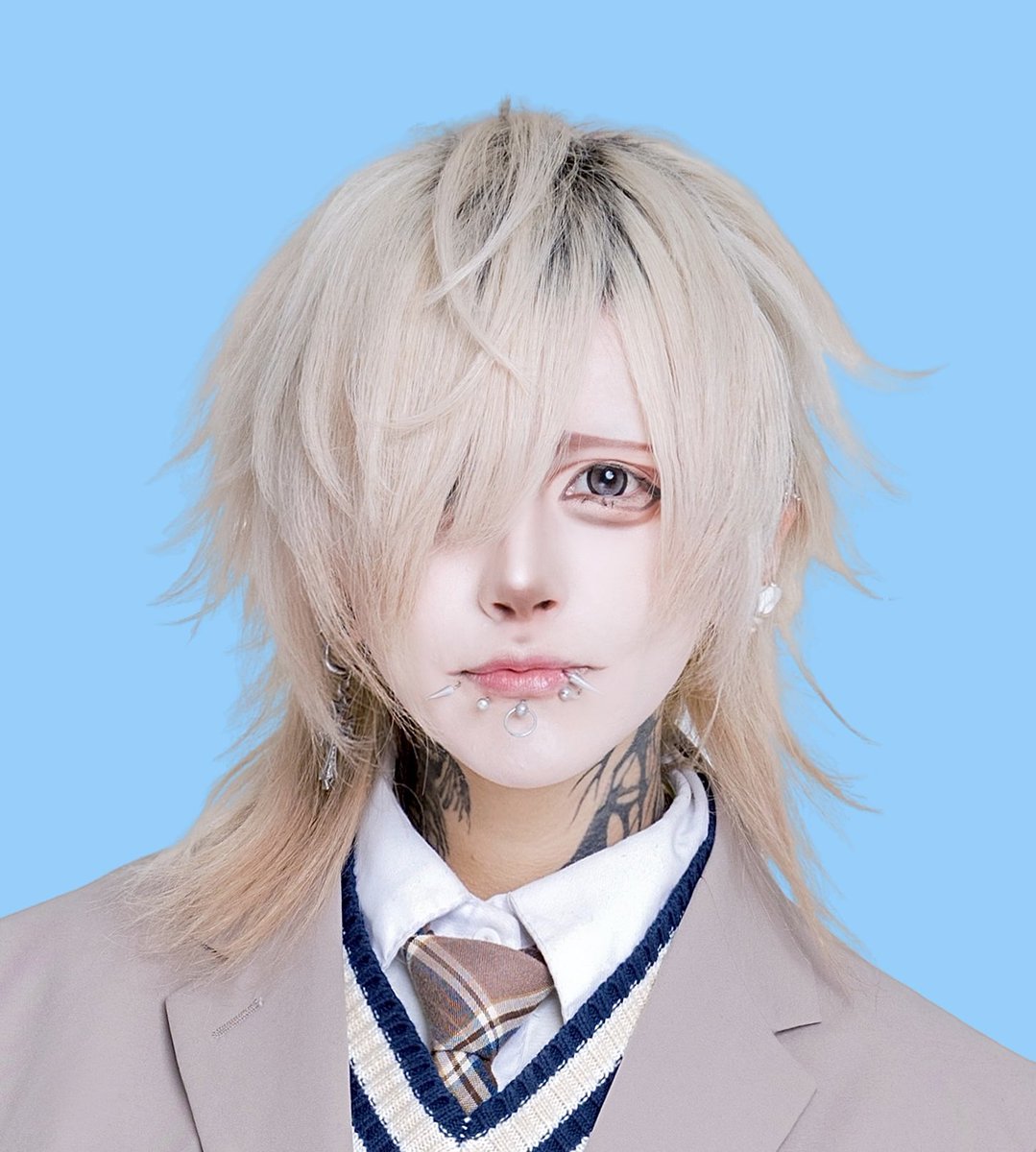 gedraji's tweet photo. I have finally become 2D https://t.co/VtkB8o4cnJ