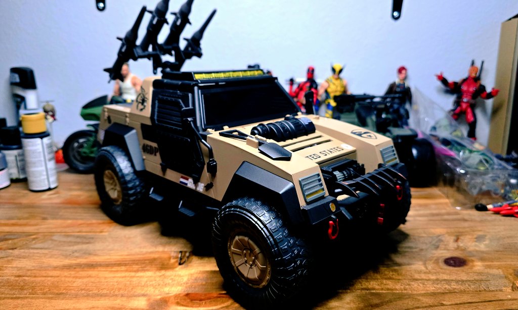 Mr_O1230's tweet image. VAMP MKII is ready to hit the desert! Would have been better with the box launcher? Maybe. But am I still happy with the end result, absolutely!
#Hasbro #Classified #GIJoe #YoJoe #SnakeEyes