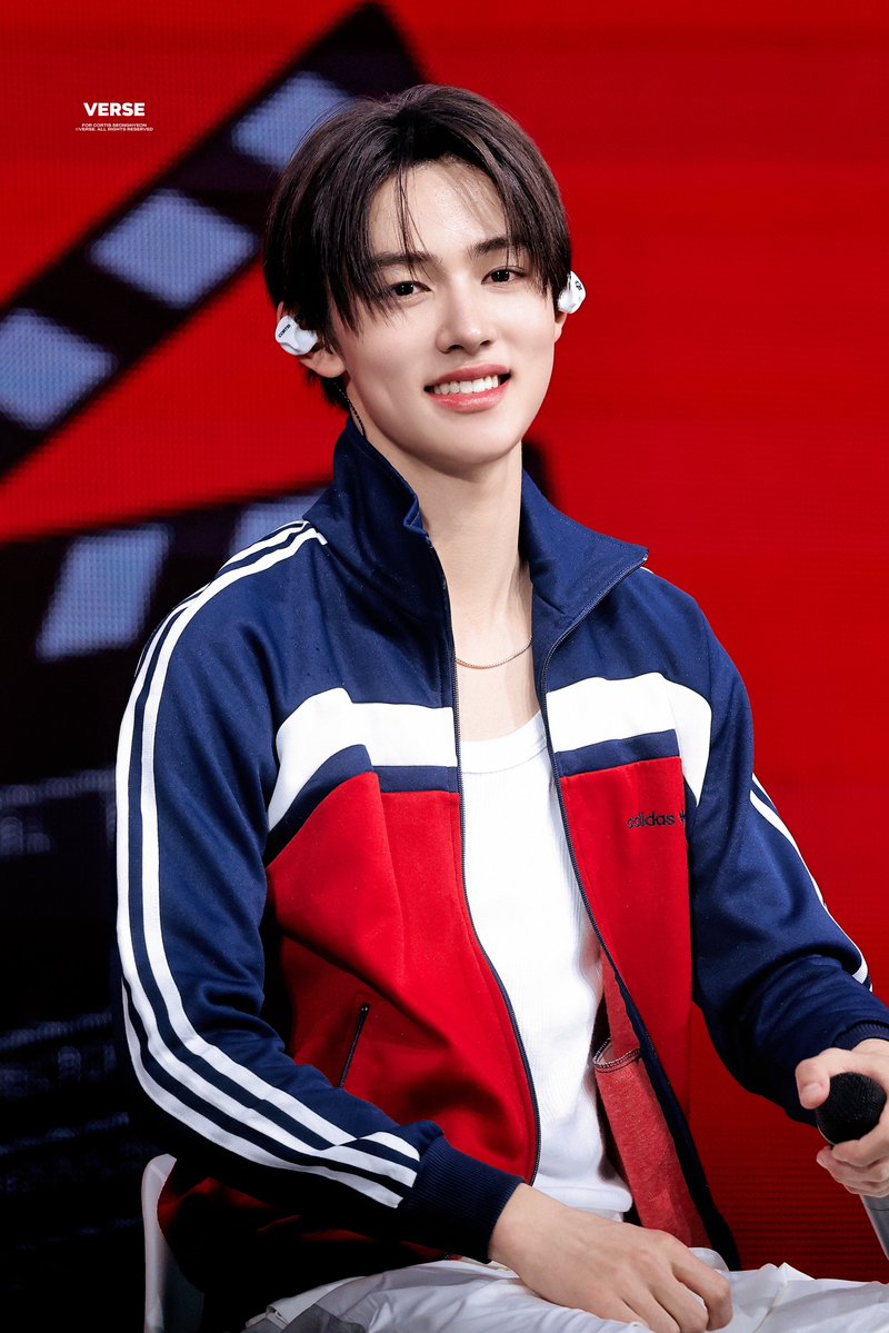 verse.（fan acc） tweet media