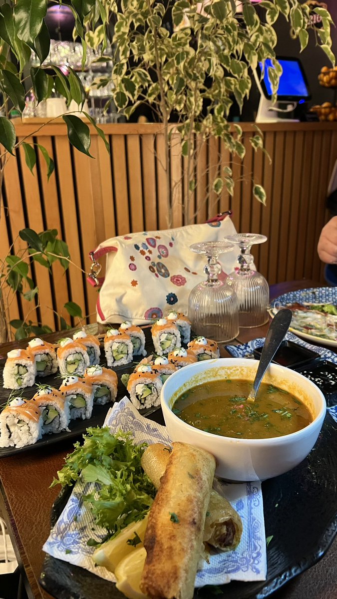 Camélia tweet media