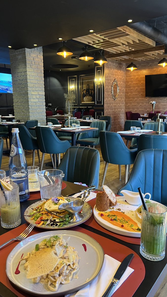 Camélia tweet media