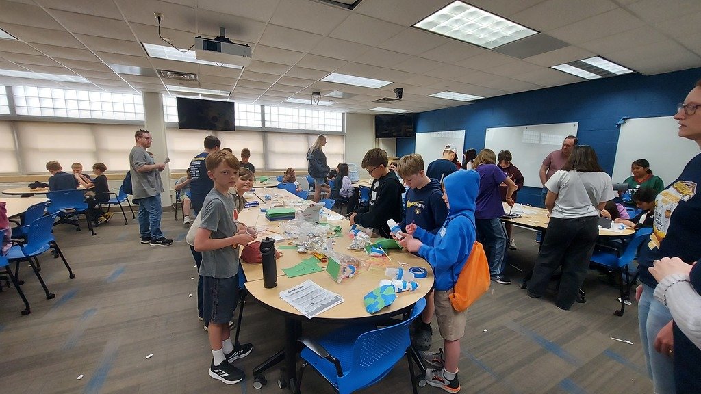 WaukeshaSTEM's tweet image. The “E” in STEM stands for Engineering! 🔧

Check out last week’s fun and exciting experiences from our 5th graders at the Madison STEM Field Trip—where curiosity turned into creativity and problem-solving in action! 🚀 #STEM #Engineering #FutureReady