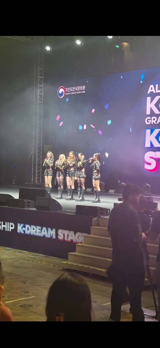 xoxomixin's tweet photo. Wow JYP, X:IN, Anupum, South korea's first Lady were present there😭
Wow I can't wait for the videos 🥰
POST QUICKLY!! https://t.co/TYRabqxvT7
