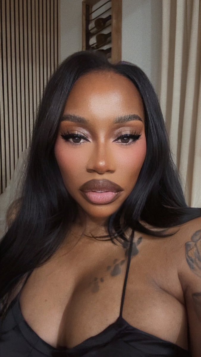 AshForde 🇬🇾🇧🇧 tweet media