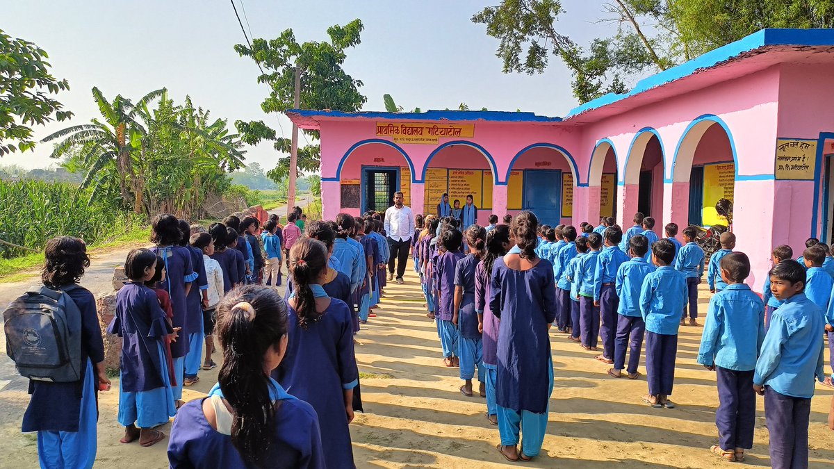 प्रियंकर tweet media