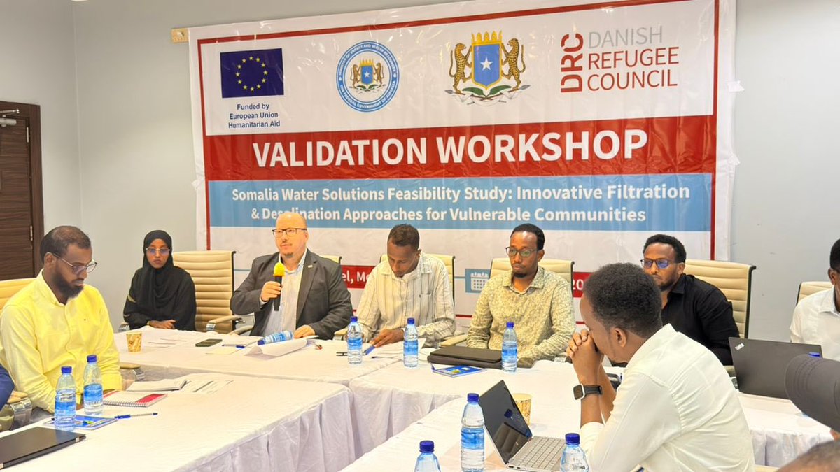 MoEWRSo's tweet photo. The Ministry of Energy and Water Resources, in collaboration with DRC hosted a validation workshop on a water solutions feasibility study. Discussions focused on innovative filtration & desalination approaches to provide sustainable cost-effective solutions for vulnerable communities. International partners & WASH Agencies joined to validate these innovative solutions, tackling water quality challenges for a sustainable future.