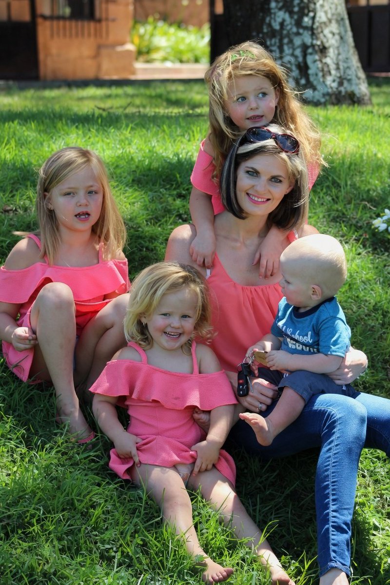 RiseAgainstEvil's tweet image. On the night of 30 September / 1 October 2016, armed intruders stormed the Heunis family’s smallholding north of Pretoria. 

Heavily pregnant Mariandra Heunis woke to a gun cocked at her head. Her husband Johann (43) was shot multiple times. Five times in total, including